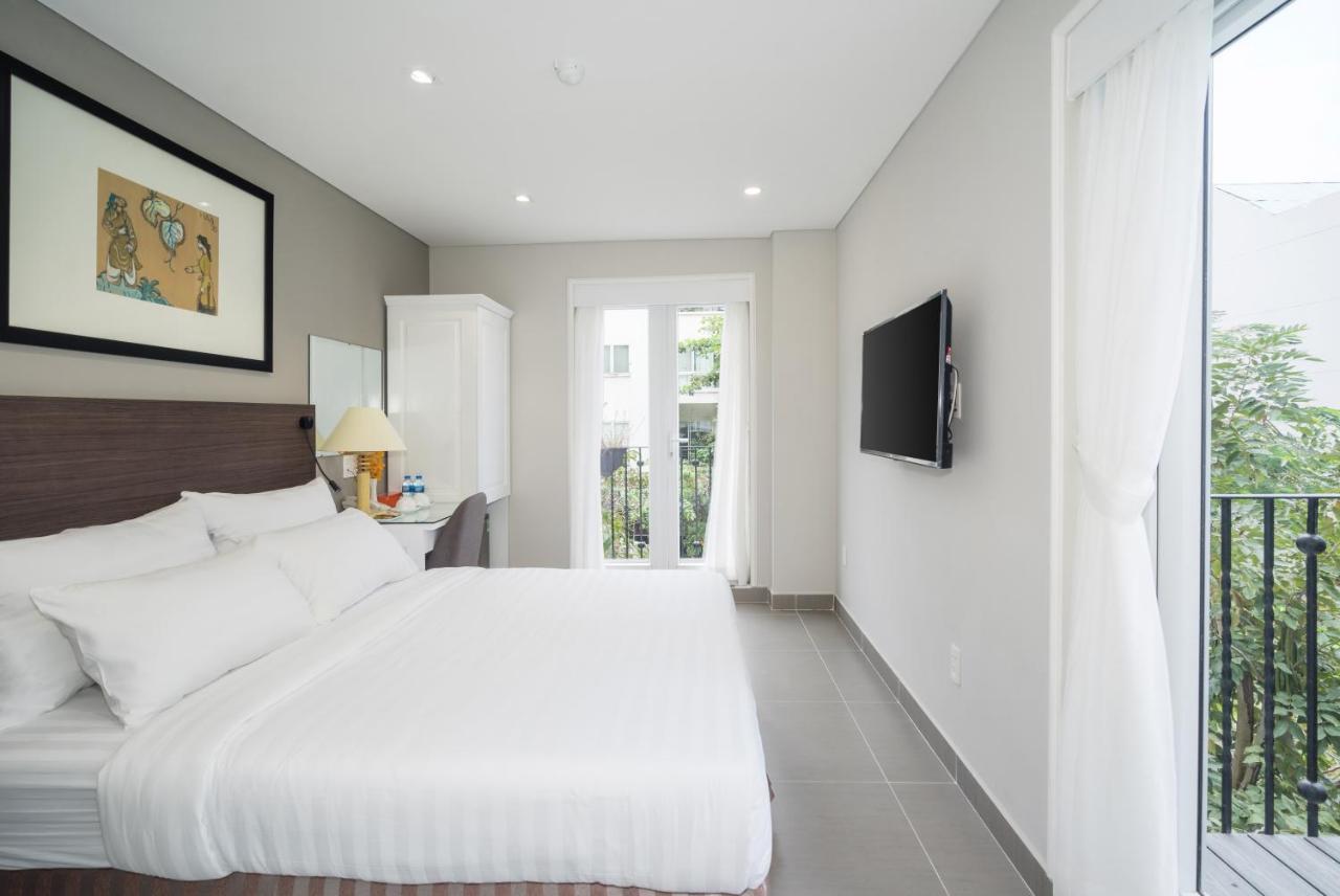 Park Hill Hotel - Phu My Hung Ho Chi Minh City Exterior photo
