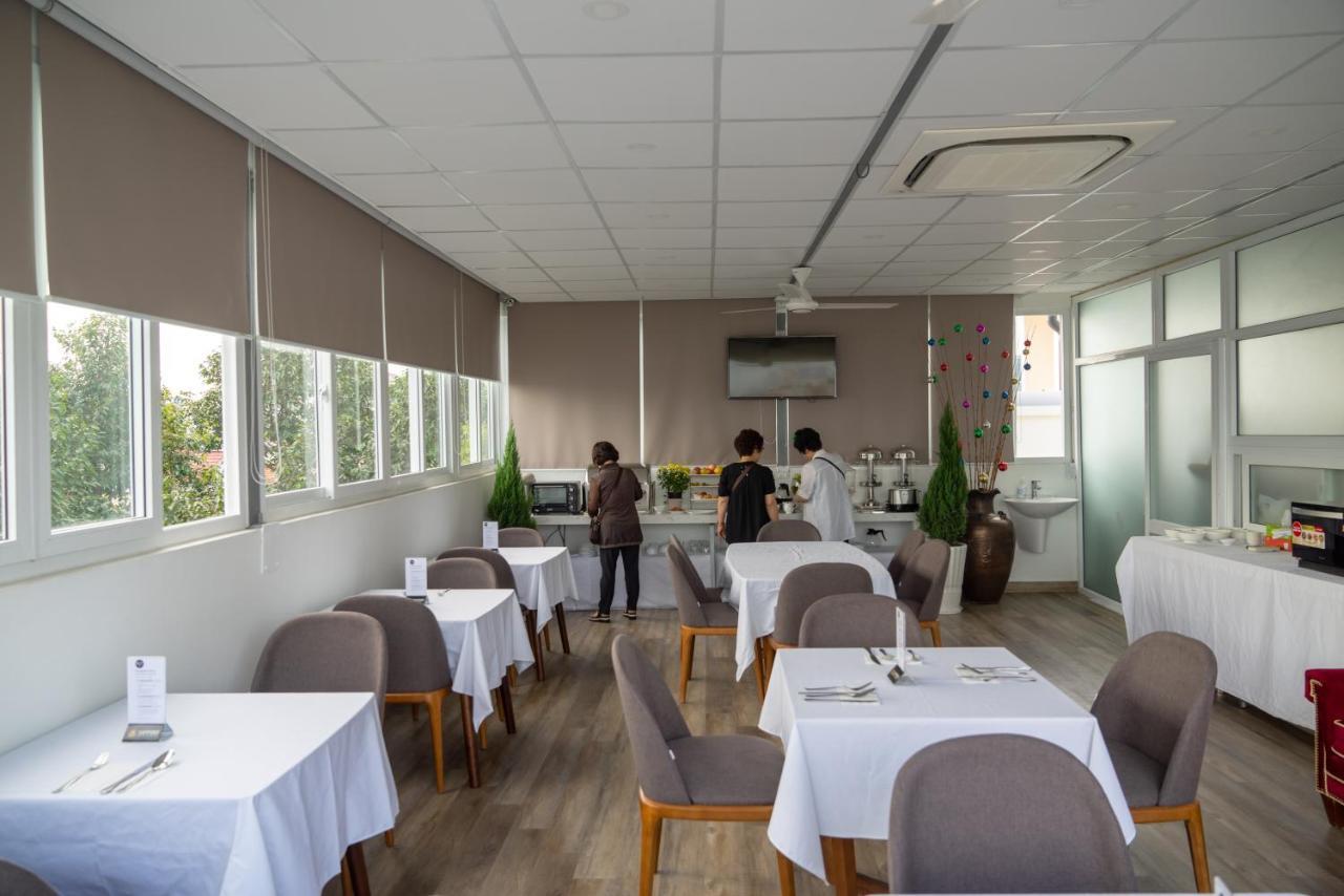 Park Hill Hotel - Phu My Hung Ho Chi Minh City Exterior photo