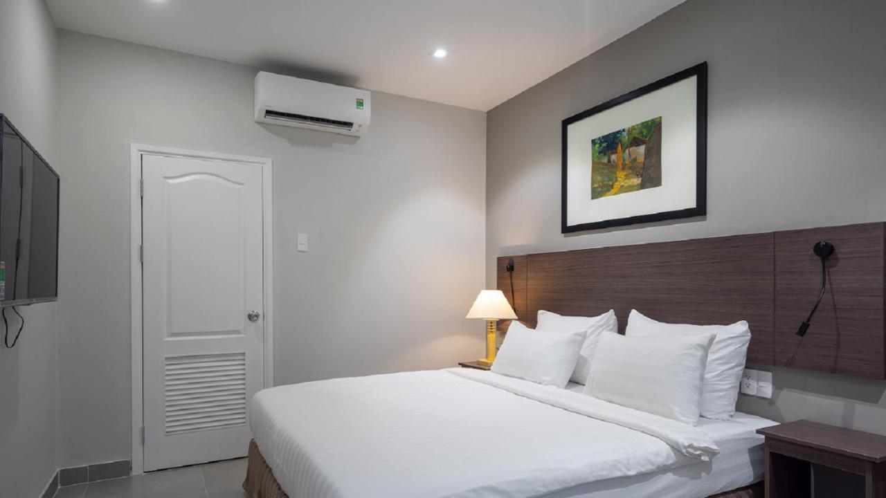 Park Hill Hotel - Phu My Hung Ho Chi Minh City Exterior photo