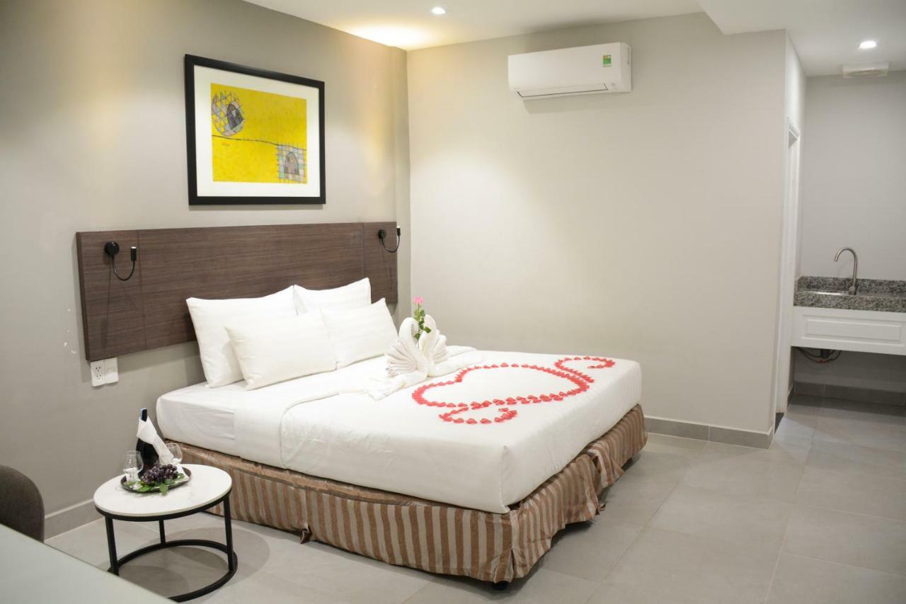 Park Hill Hotel - Phu My Hung Ho Chi Minh City Exterior photo